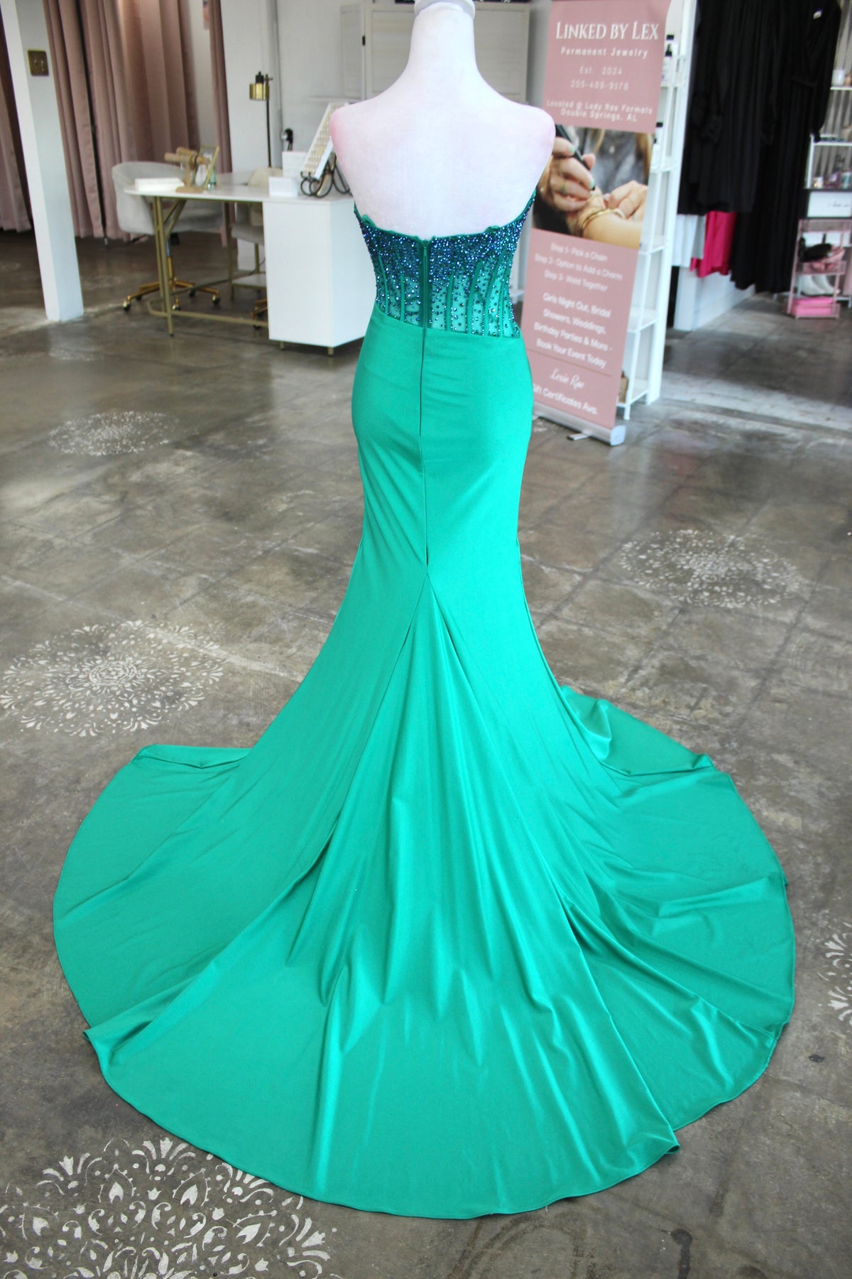 Ashley Lauren 11690- Size 4